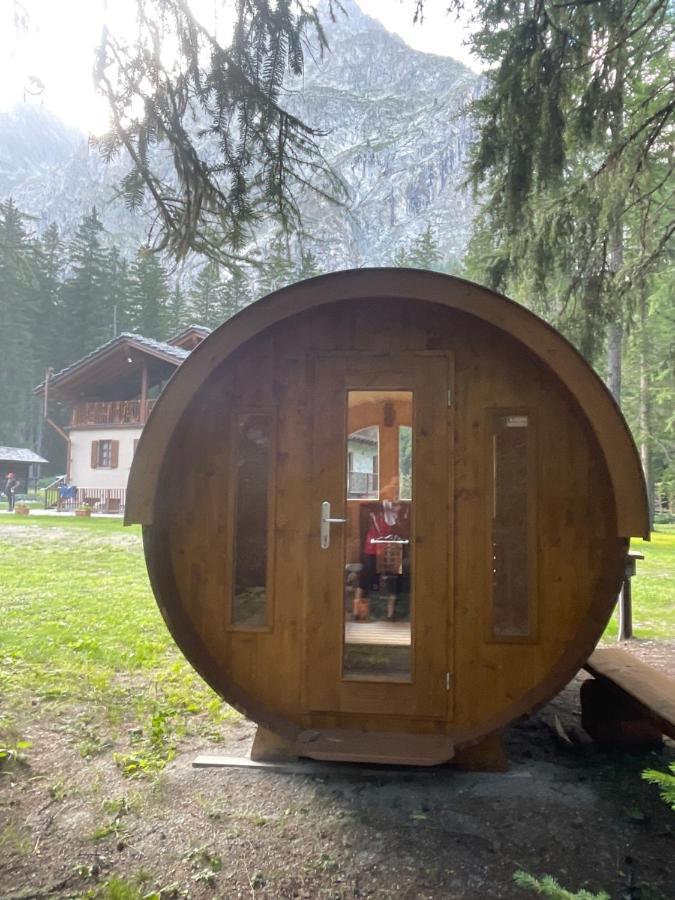 Wildhomes Wild Wolf Lodge Courmayeur Kültér fotó